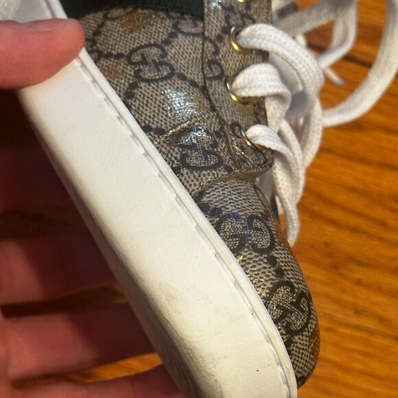 Gucci Supreme Sneakers with Bees - Picture 14 of 16